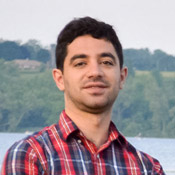 دکتر رضا وحیدنیا 